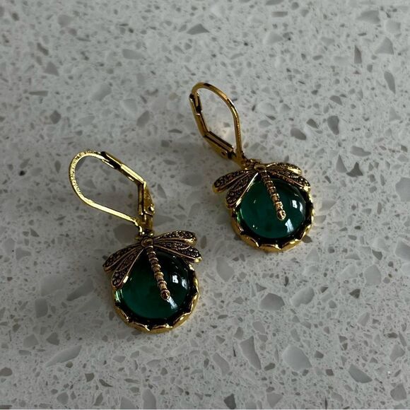 Vintage Style Dragonfly Shape Green Crystal Pendant Bohemian Earrings - Picture 4 of 10